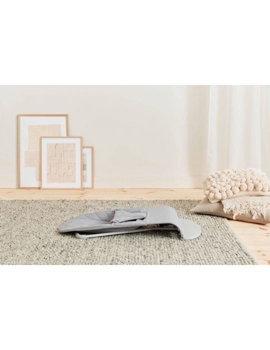 Babybjorn Leżaczek Bliss Woven Petal Quilt Light grey