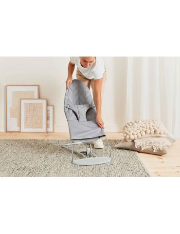 Babybjorn Leżaczek Bliss Woven Petal Quilt Light grey