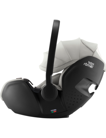 Britax Romer Baby Safe Pro 0-13 kg z bazą VARIO BASE 5Z Linen grey Britax Romer Baby Safe Pro 0-13 kg z bazą VARIO BASE 5Z Linen grey