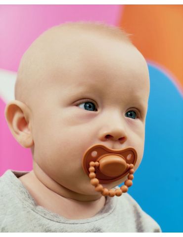 Luu Kids Smoczek silikonowy pozycjonujący 6m+ Pampkin spice