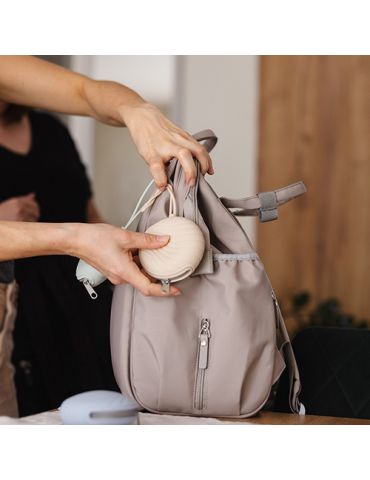 BabyOno Pojemnik silikonowy na smoczek na zamek szałwiowy