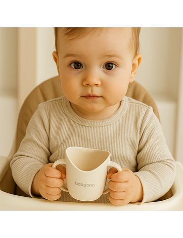 BabyOno Ergonomiczny kubek treningowy Flow beżowy
