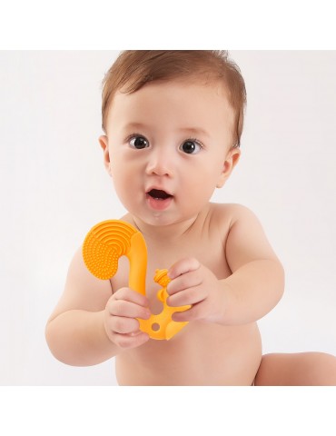 Mombella Gryzak zabawka squirrel red Mombella Gryzak zabawka squirrel red