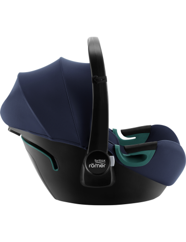 Britax Romer Baby-safe 3 i-size fotelik samochodowy z bazą 0-13kg indigo blue Britax Romer Baby-safe 3 i-size fotelik samochodowy z bazą 0-13kg indigo blue